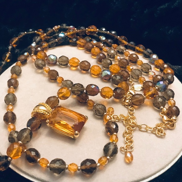 Joan Rivers Vintage Crystal Necklace & Earrings Set - Picture 3 of 16